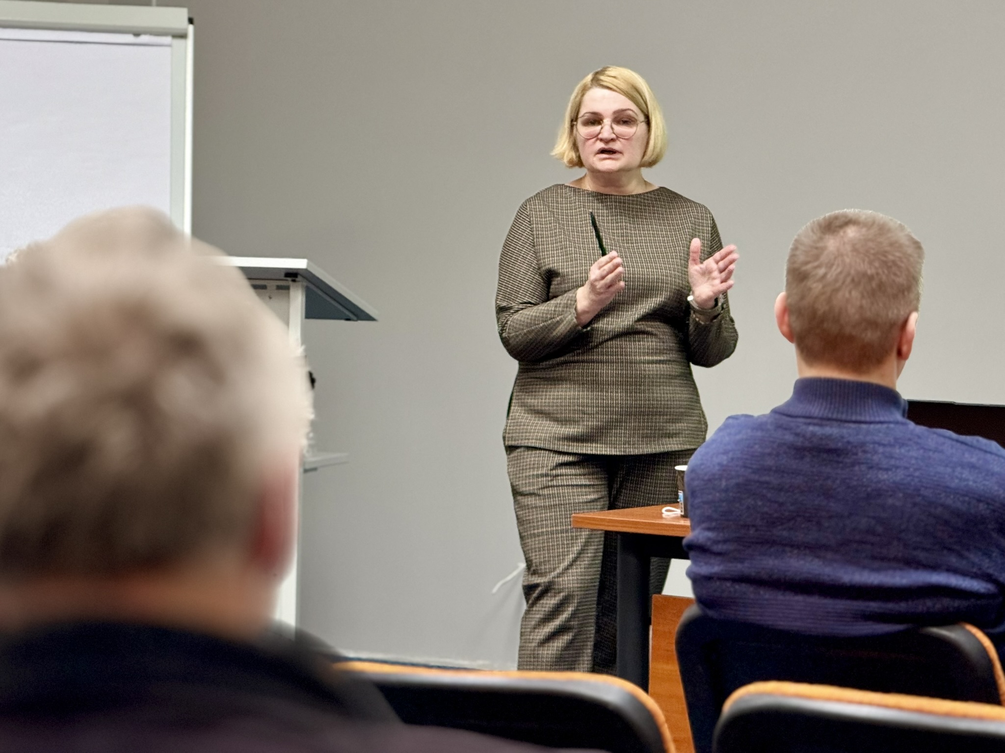 0001_img_5037_1740053285